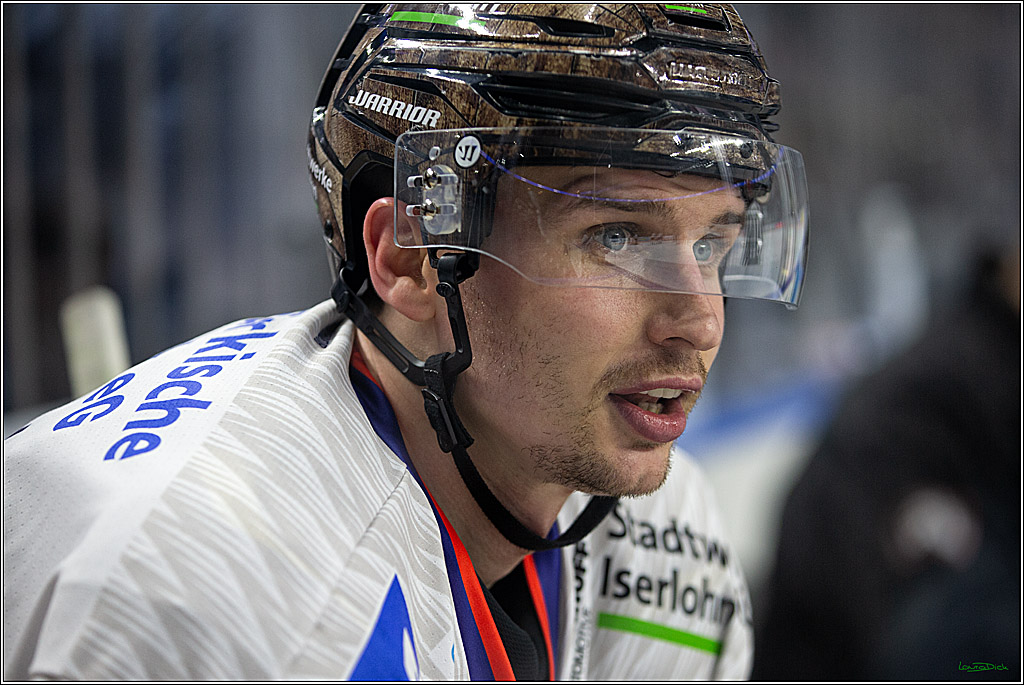 PENNY DEL;  Koelner Haie - Iserlohn Roosters; Koeln, 01.03.2022